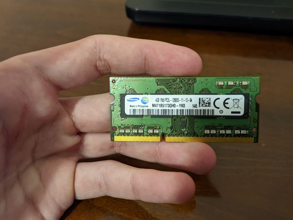 Плашка озу ddr3 4GB