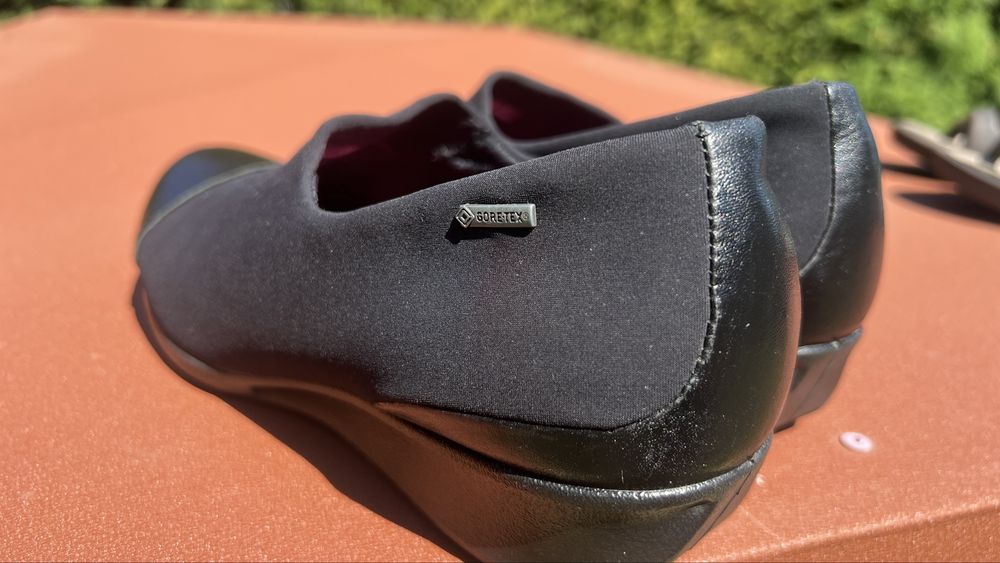 Туфлі gore-tex ecco