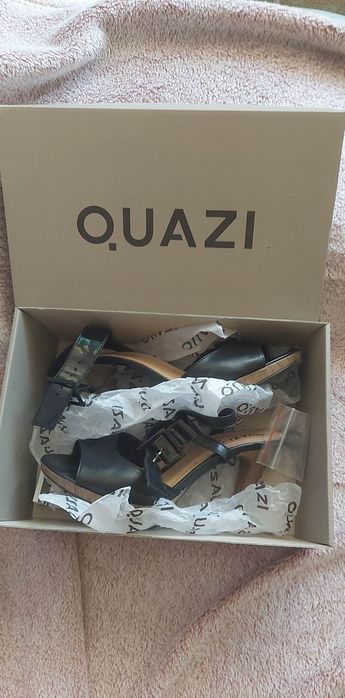Sandały na obcasie eleganckie czarne