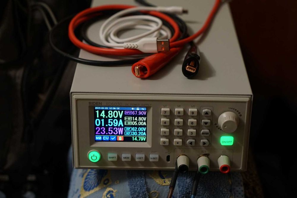 Лабораторний блок живлення RIDEN RD6030W у сборі