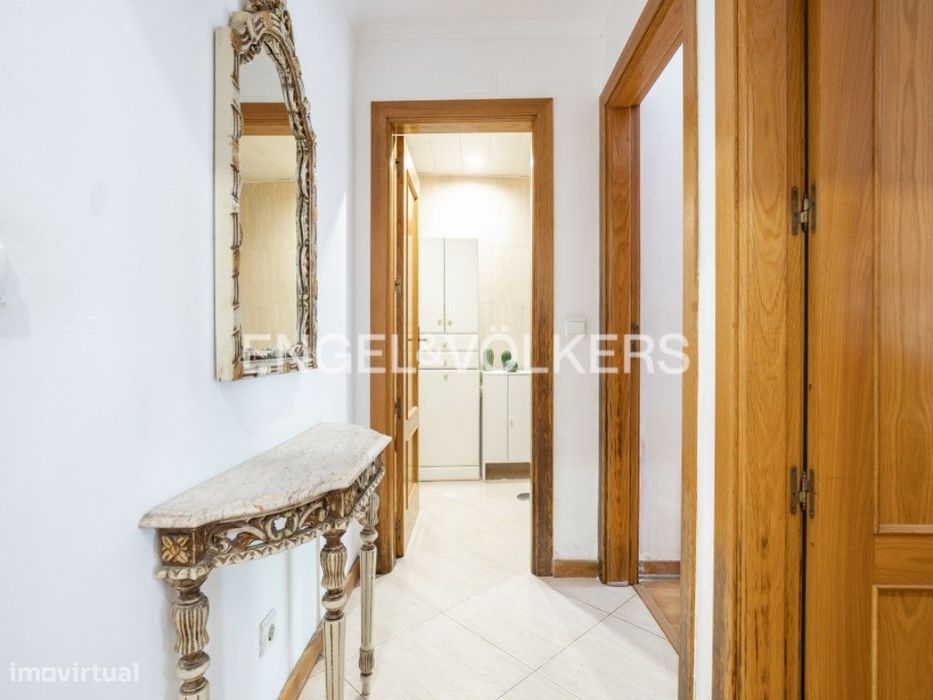 Apartamento T2 mobilado na Quinta do Texugo