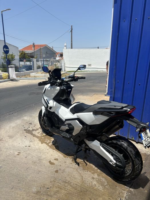 Vendo X-ADV de 2024 com SC Project