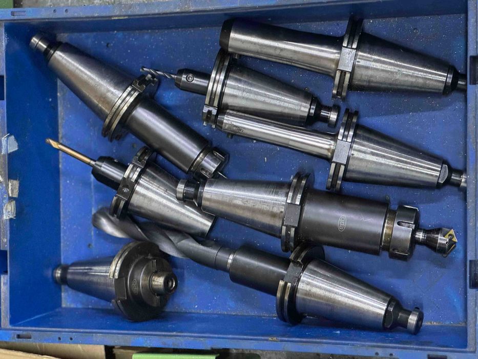 Вживані фрезерні тримачі SK50