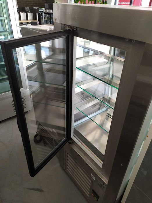 Solidna witryna chłodnicza 75 cm szerokości / GP Production