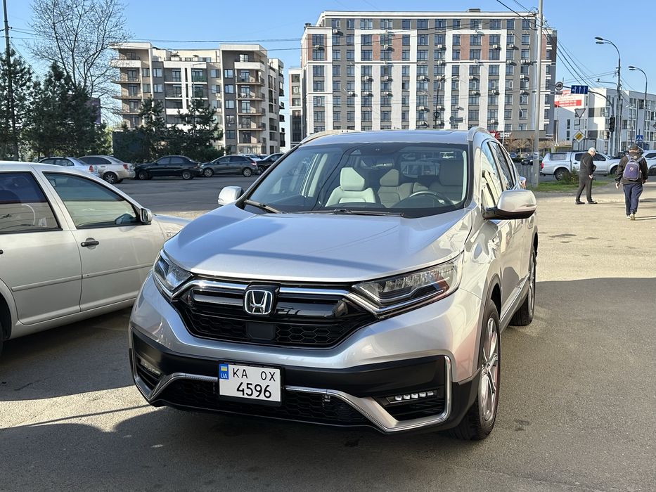 Продам  четверть Honda CR-V