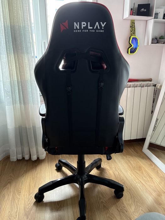 Cadeira nplay here for the game