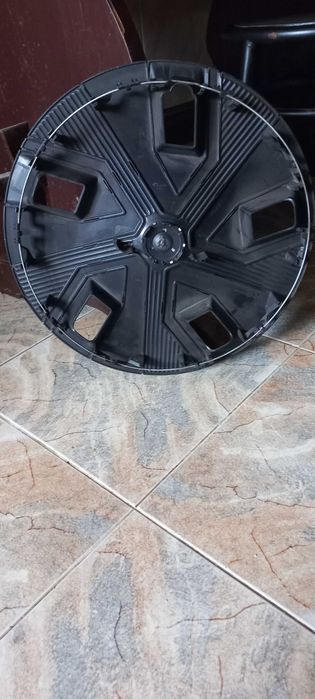Vendo um aro Dacia