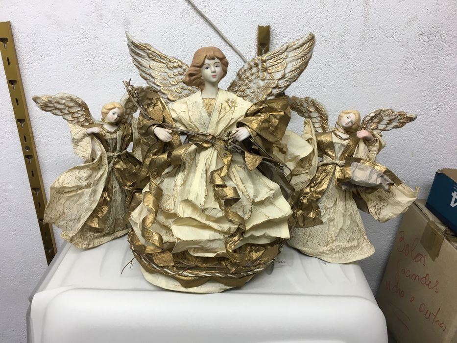 Presépio, figuras lindissimas, em excelente condição.