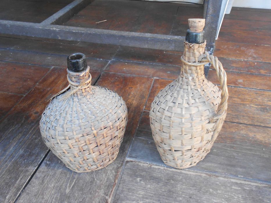 Garrafoes antigos vime verga palha palhinha diversos tamanhos