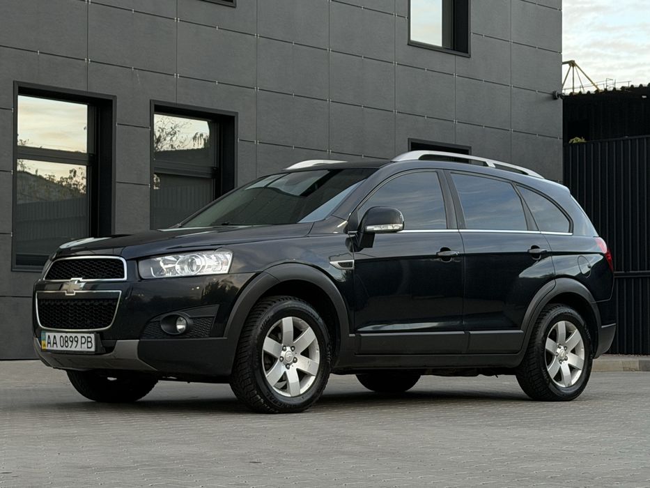Позашляховик Chevrolet Captiva 2011, повний привід,