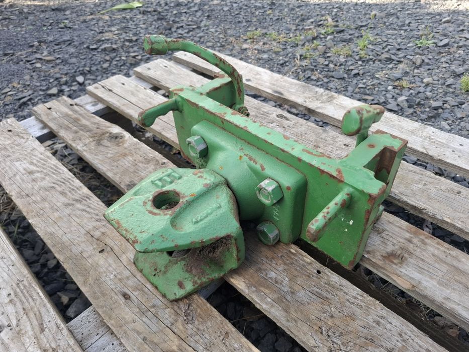 Zaczep górny Deutz Fahr John Deere Same