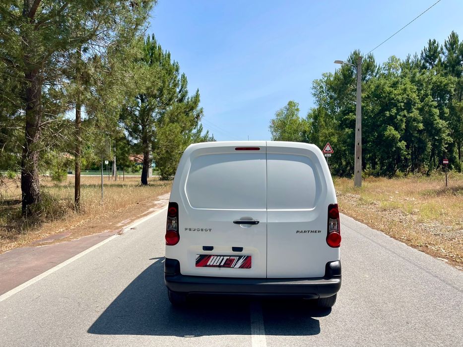 Peugeot Partner 1.6 BlueHDI 75CV 3 Lugares