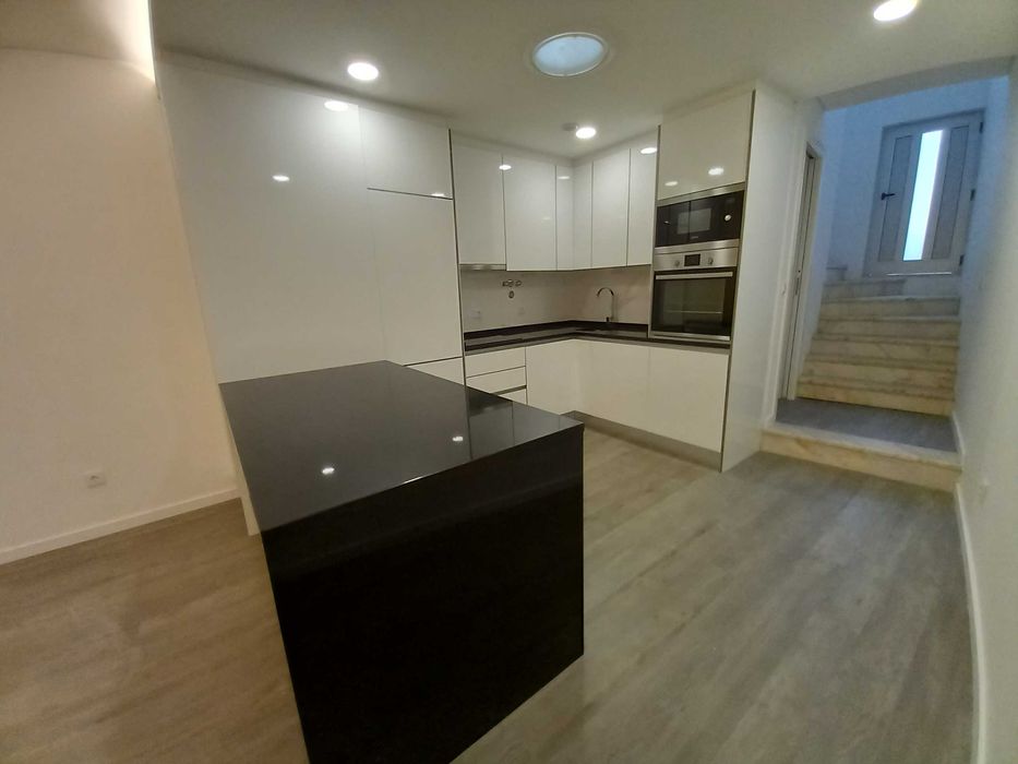 Apartamento T2 - Venda do Pinheiro - Central