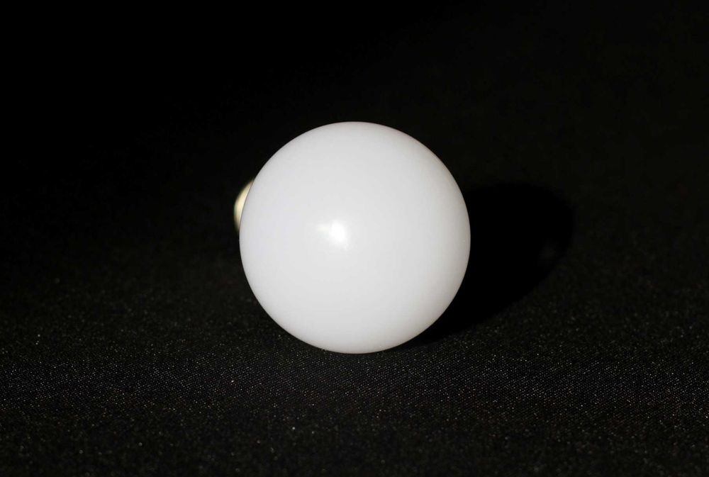 Led лампочка Е27 12W