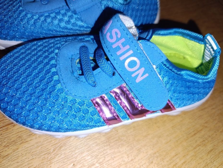 Кросівки нові сіточка стелька 15.5-17.5 см