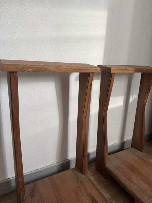 Par genuflexorios de madeira