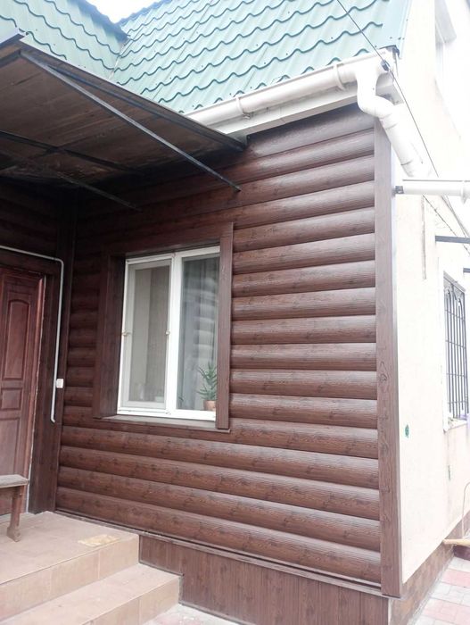 Металлический блок хаус Blocke house венге, Профнастил.