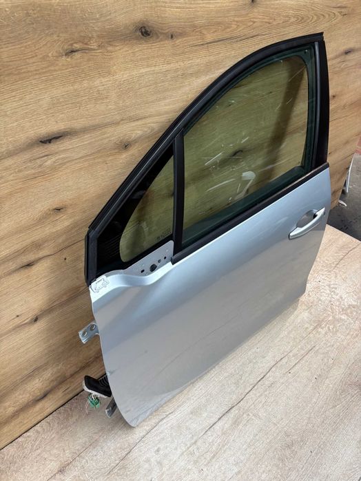 drzwi przednie lewe peugeot 208