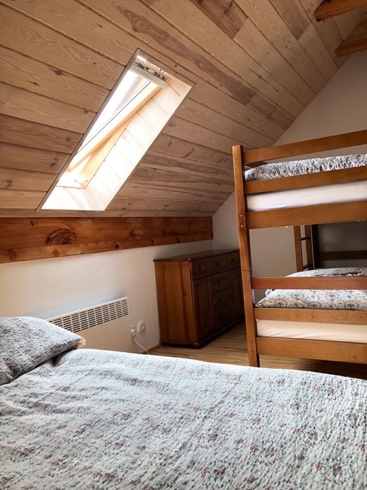 Apartamenty nad jeziorem z prywatną plażą