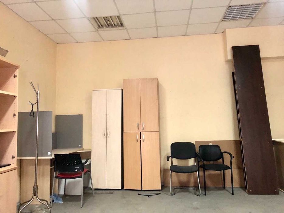 ЦЕНТР! Офіс 40м2 під склад, точку видачі. Завжди Є Інтернет! Метро 5хв
