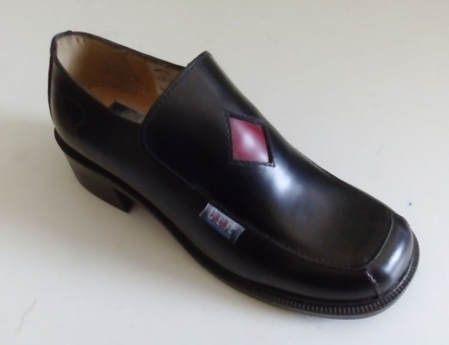 Nº37 Sapato CALAFE Preto Às Ouros Cabedal Novo Com Caixa