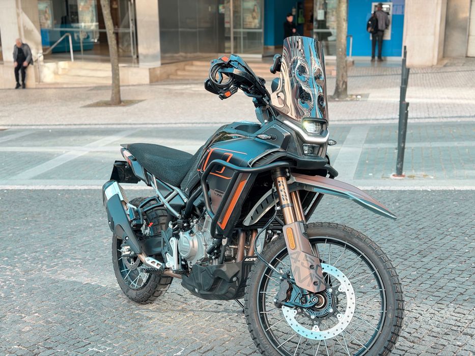 CFMoto 450MT - 3000km - garantia - muitos extras incluídos