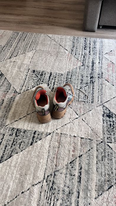 Продом Gucci Flashtrek