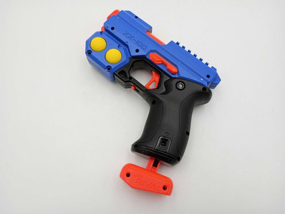 Wyrzutnia Nerf Rival Knockout XX-100 (Moc 90 FPS/27 m/s)