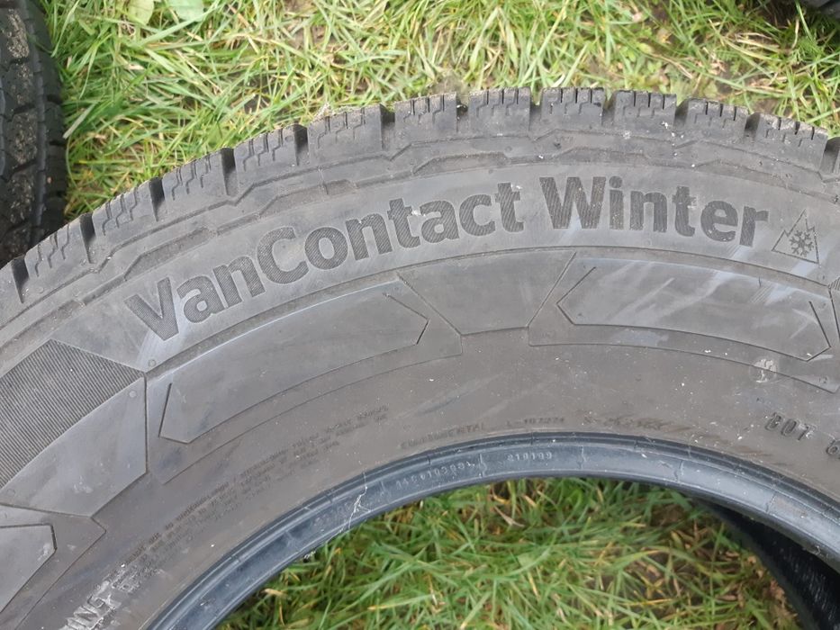 Opony zimowe Continental 225/75 R16C