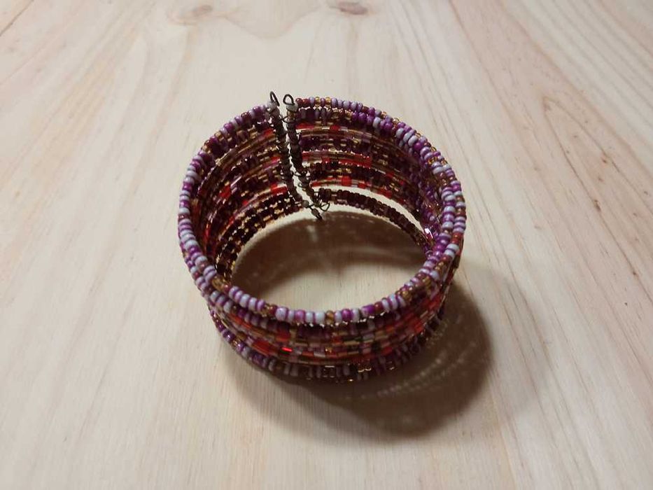 Pulseira Com Contas Roxas