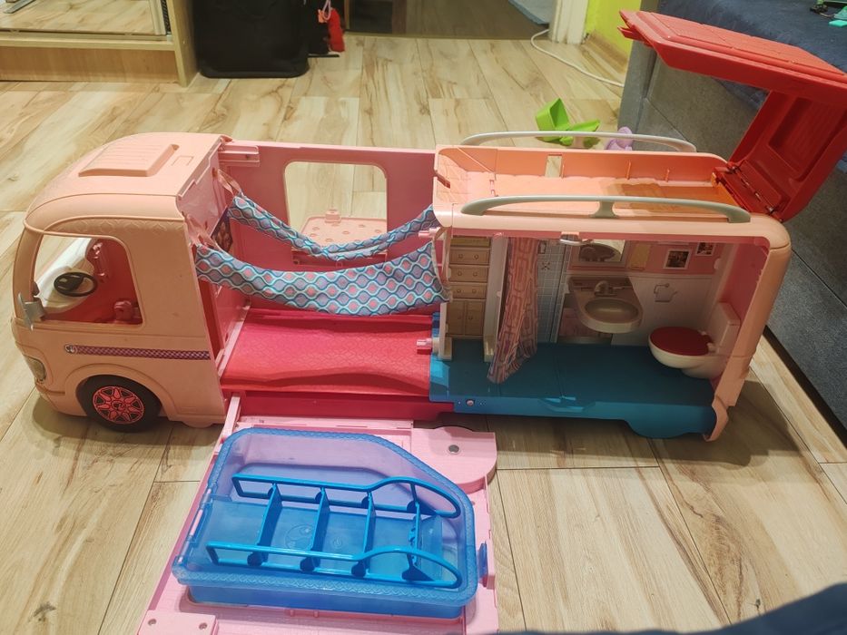 Kamper dla lalek barbi