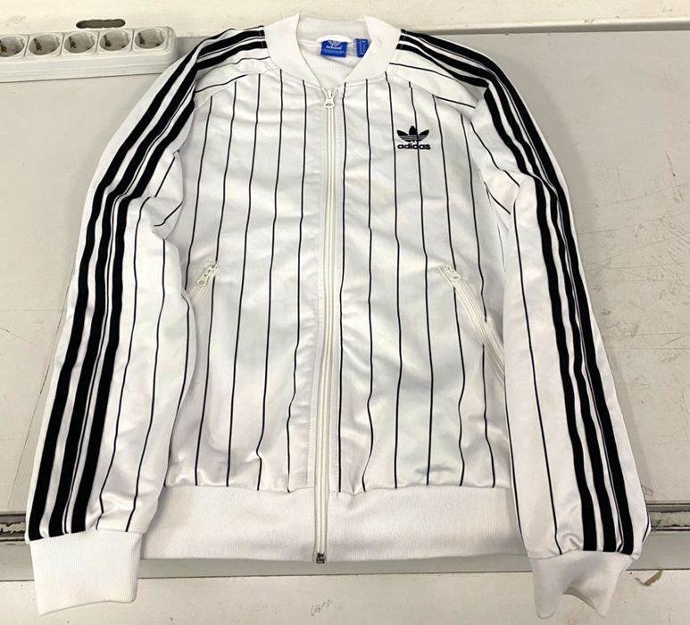 Олимпийка адидас винтаж мастерка adidas zne бомбер адик поставка вещей