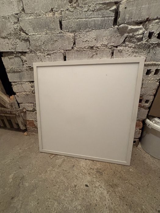 Lampa ledowa planon plus