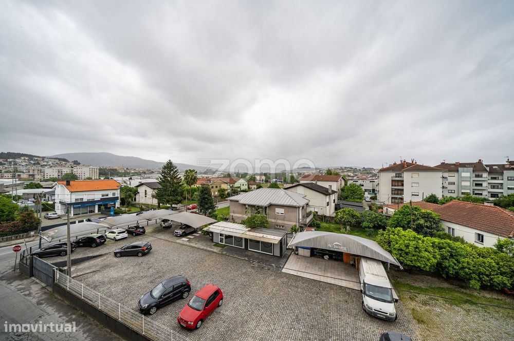 Apartamento T3 em Ferreiros, Braga