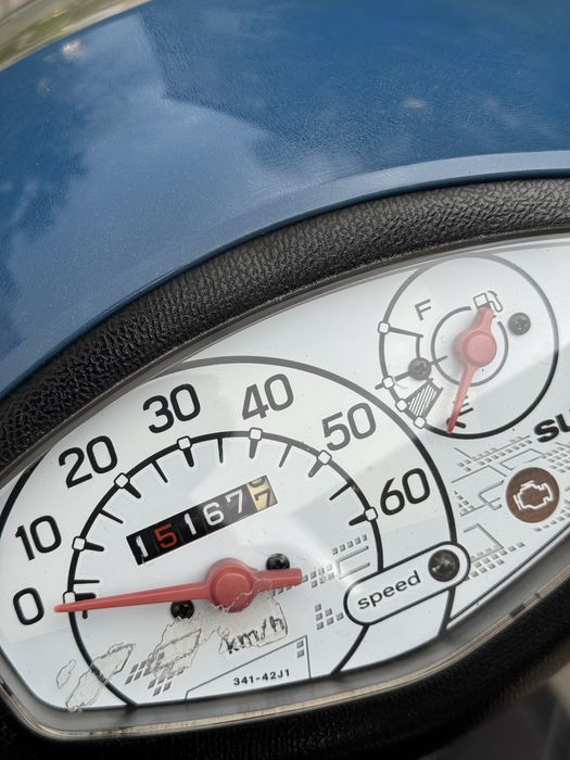 Скутер,мопед Suzuki Lets 6 Інжектор Контейнер