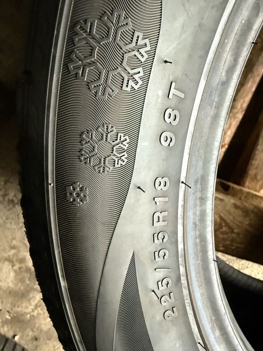 Зимові шини 225/55 R18 Dynamo Snow-H 2шт. 8,5мм 2024