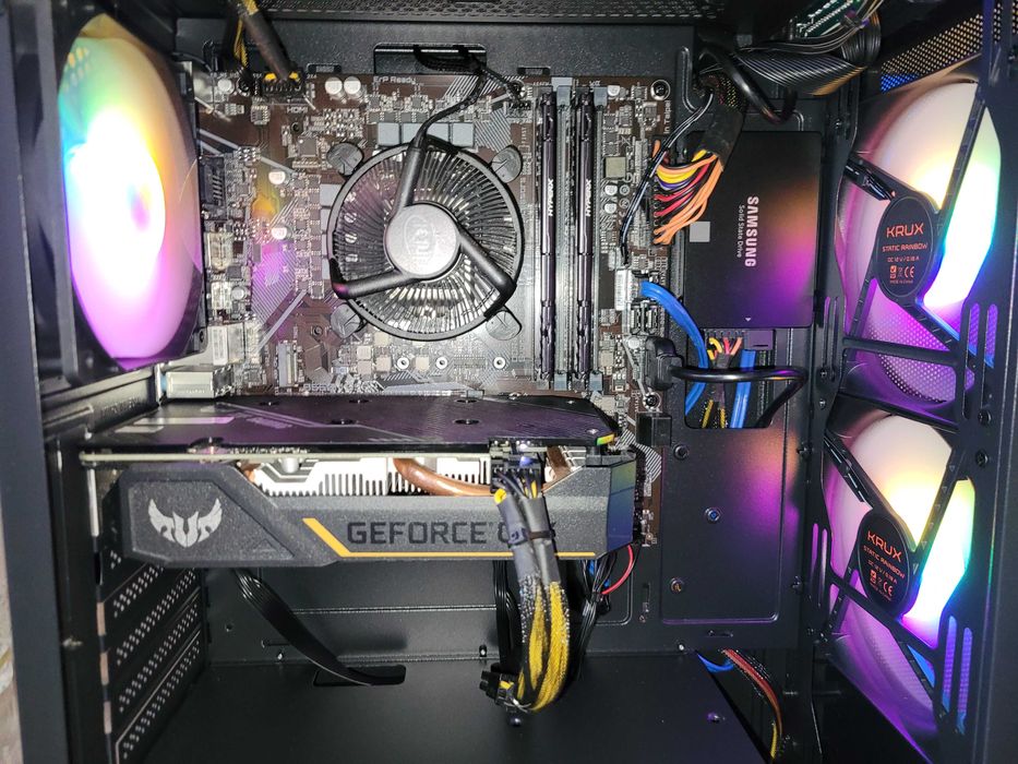 Komputer gamingowy i7 10700, Gigabyte B560M, SSD M.2, DDR4 32GB, W11