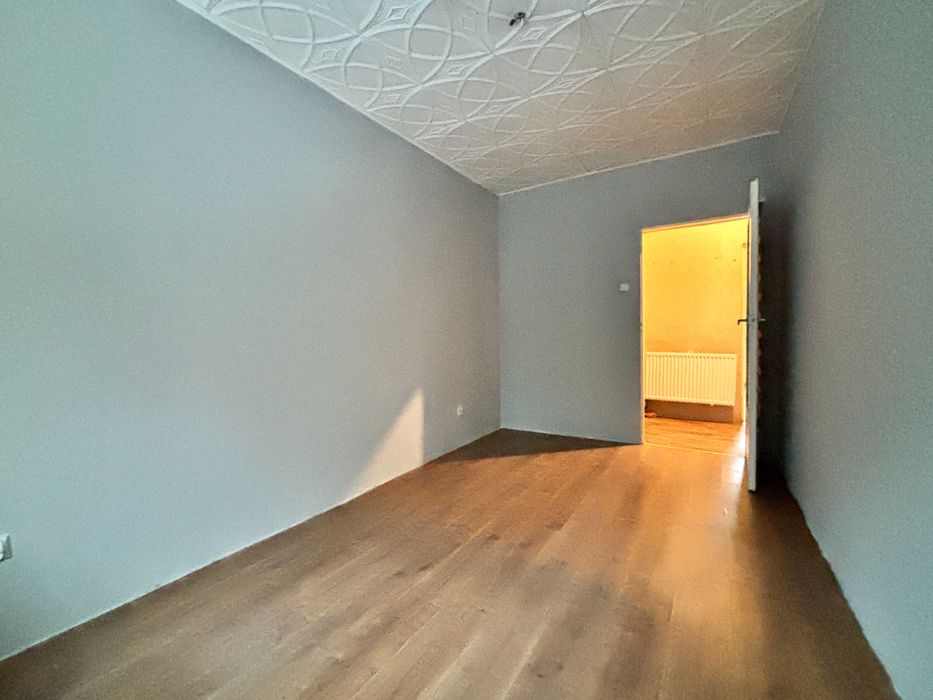 Mieszkanie do remontu, 61 m2, Orle Gaj