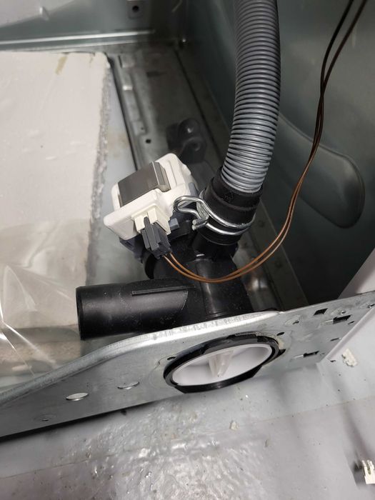 Pompa wody pralki Bosch Vario Perfekt serie 4