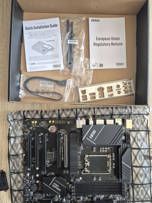 Płyta głowa MSI PRO B760-P WIFI DDR4