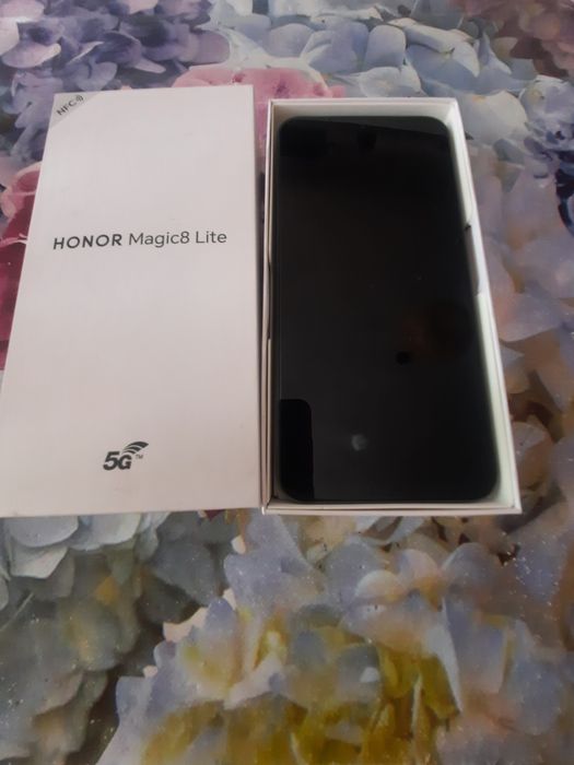 Honor magic8 lite