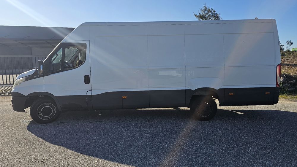 Iveco daily 2.3-  35C16 IVA DEDUTÍVEL