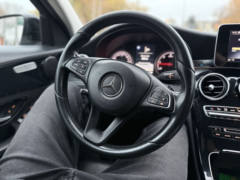 Mercedes-benz C220D (205 кузов)