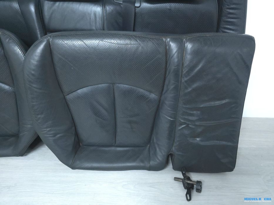 Conjunto de bancos e quartelas couro  com airbag Mercedes W211 Sedan
