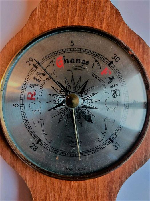 Винтажная домашняя погодная станция :  барометр, термометр, гигрометр.