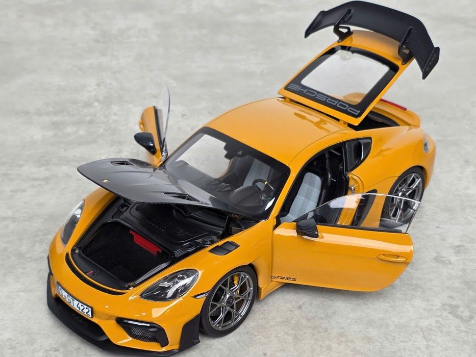 Porsche cayman gt4 RS - norev 1/18