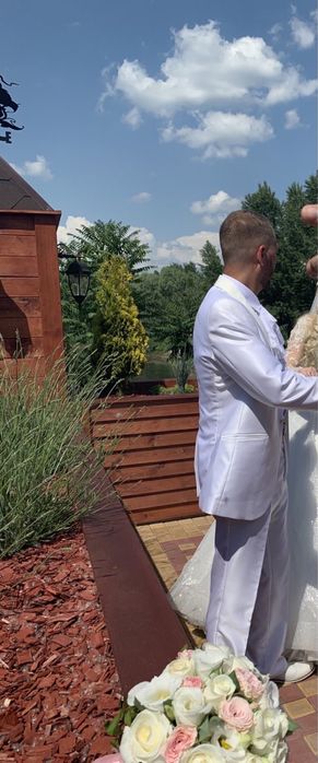 Мужской торжественный костюм 52 размера