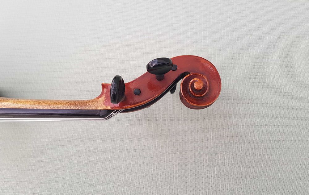 Sprzedam stare skrzypce manufakturowe 4/4