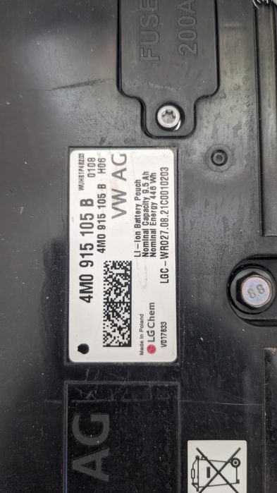 Акумуляторна батарея 4M0915105B AUDI