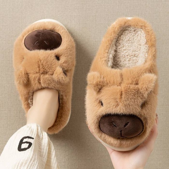 Домашние тапки Hello Kitty, Capybara